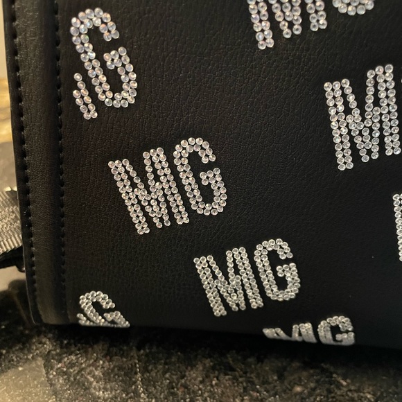 💖Bling Reversible Madden Girl Black Mini Tote Bag - Picture 10 of 10